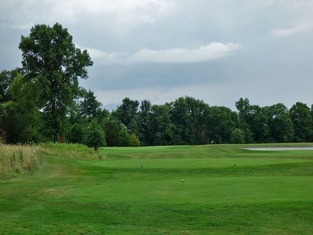 16th Hole at Stonelick Hills Golf Club (338 Yard Par 4)